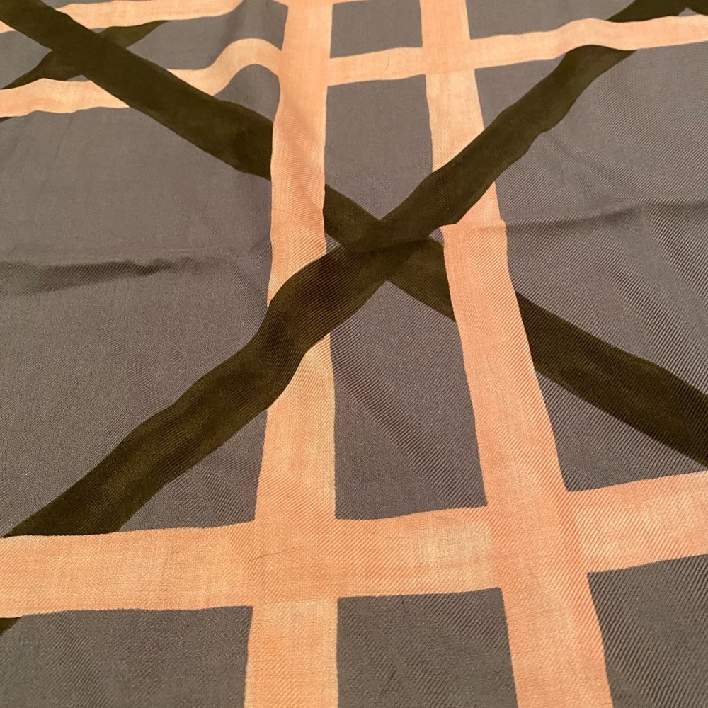 Christian Dior Homme large cashmere scarf, excellent pre-owned condition - Picture 2 of 4